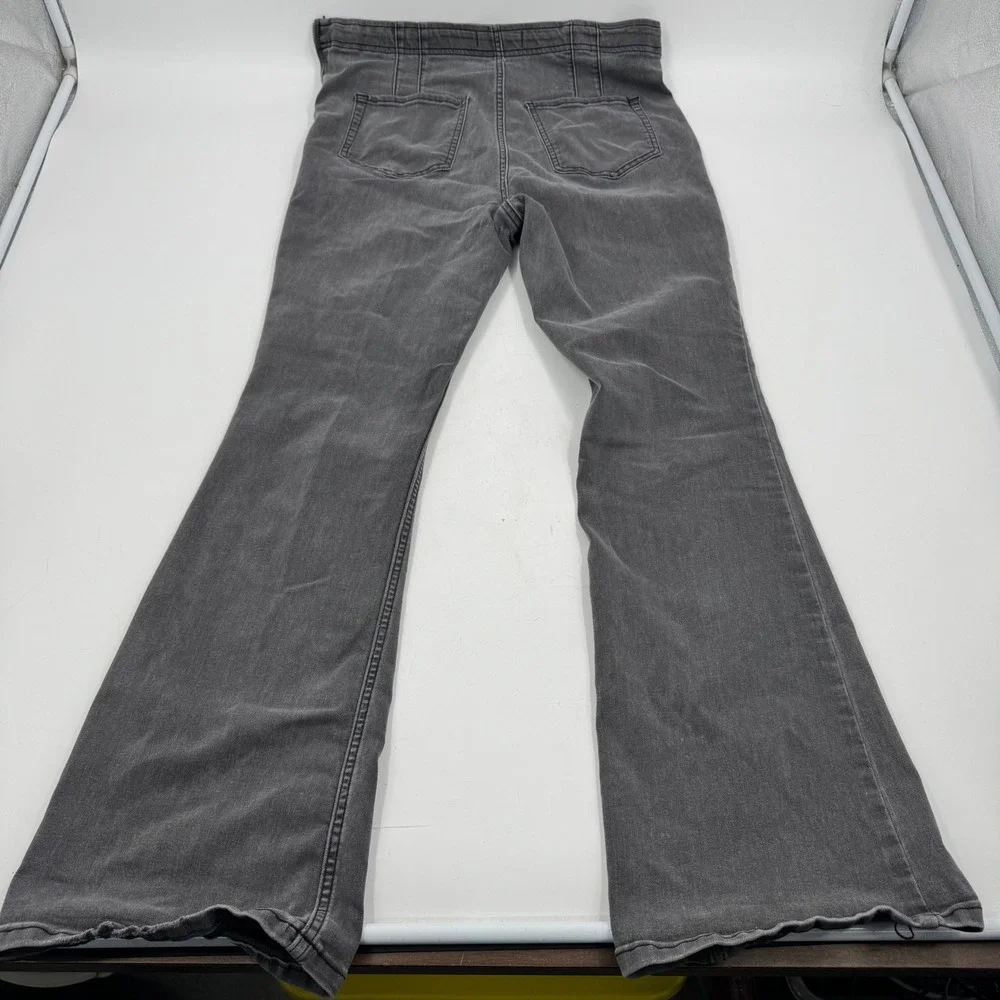 Free People Grey Flare Jeans‎ High Waisted Zipper Fly Denim Women's Size 32